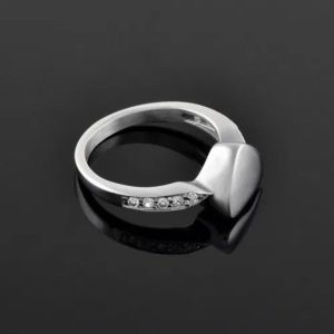 Silver Heart and white Stone Ashes Ring - Memorial Keepsake Urn.