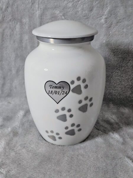 White Heart Paw Prints Urn + Option to personalise from £95 - Image 2